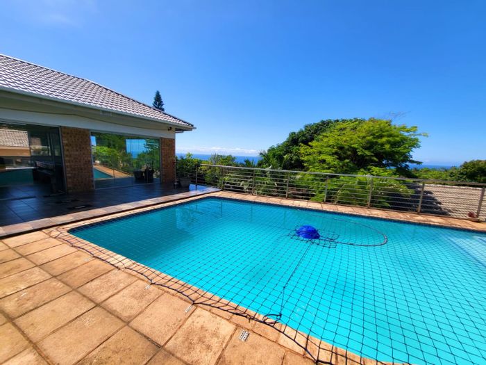 Woodgrange House for Sale: Spacious Living, Pool, Cottage, Ocean Views and Security Features!