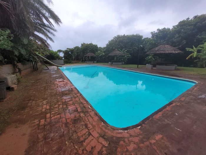 Spacious Umzumbe Central Townhouse For Sale: 3 Beds, Private Pool, Pet-Friendly!