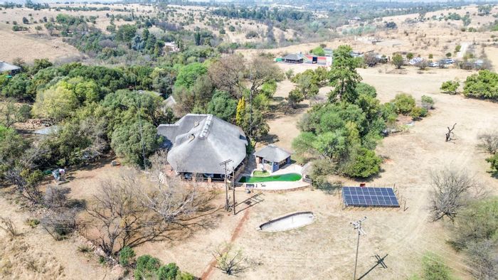 Riverside Estate Farm For Sale: 22 hectares, multiple buildings, hangar, and views.
