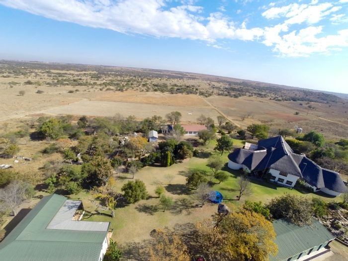 For Sale: 21ha Kloppersbos Farm with multiple homes, borehole, and game paddock.