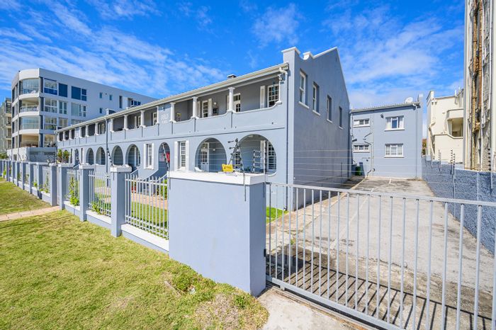 For Sale: Humewood Apartment with 2 Bedrooms, Garage, Sea Views, and Secure Access.