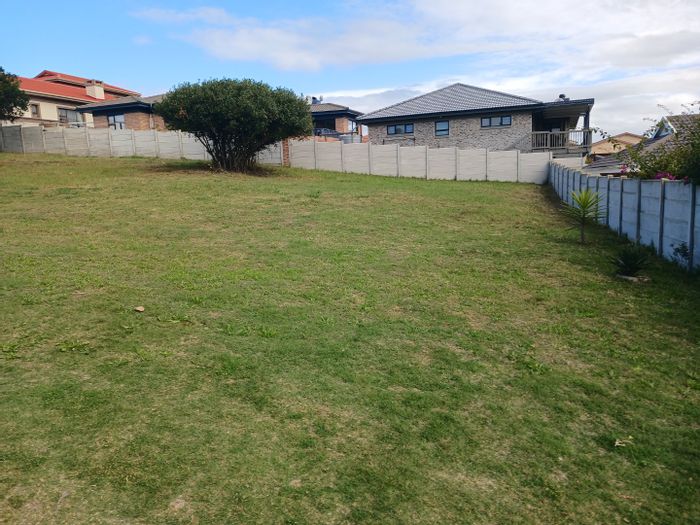 Vacant Land Residential For Sale in Reebok: Build your dream home near beach.