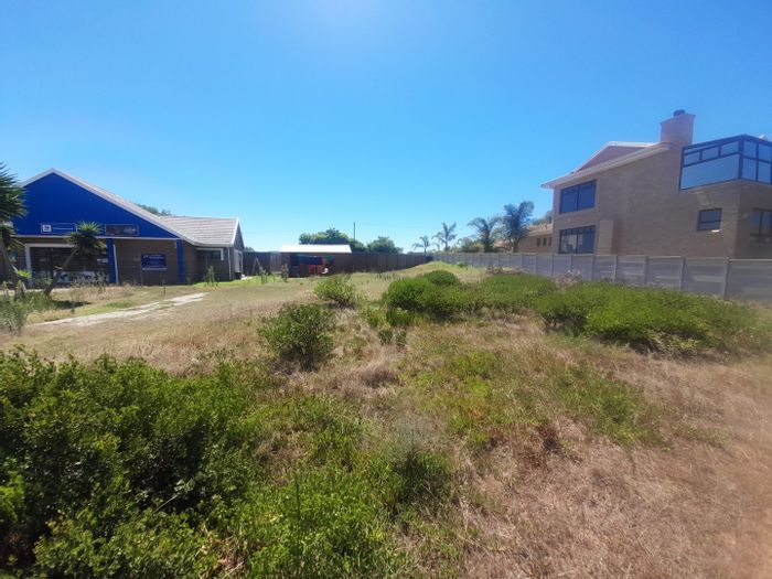 Vacant Land Residential For Sale in Hartenbos Heuwels with development rights.