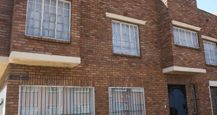 For Sale: Apartment in Boksburg Central with multiple units and rental potential.