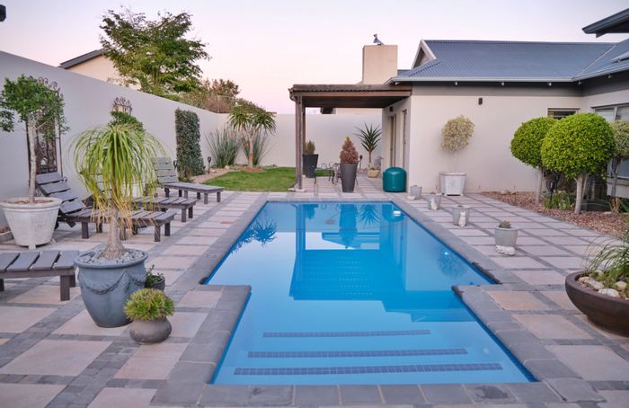 For Sale: Earls Court Lifestyle Estate House with pool, solar power, and security.