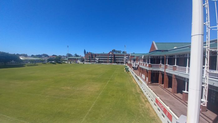 Claremont Commercial Office Space To Rent: 3,600m2, parking, security, and meeting rooms.