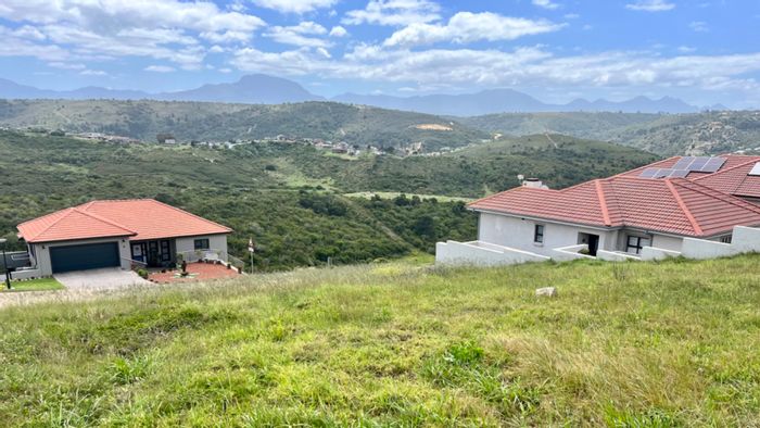 Avonddans For Sale: 876 m² Vacant Residential Land near amenities and schools.