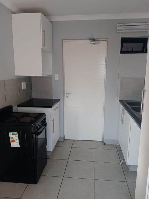 2 Bedroom Apartment For Sale in Riverside View with kids' play area and Braai.