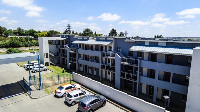 For Sale: Ground floor apartment in Noordwyk with security, transport access, and energy-efficient features.