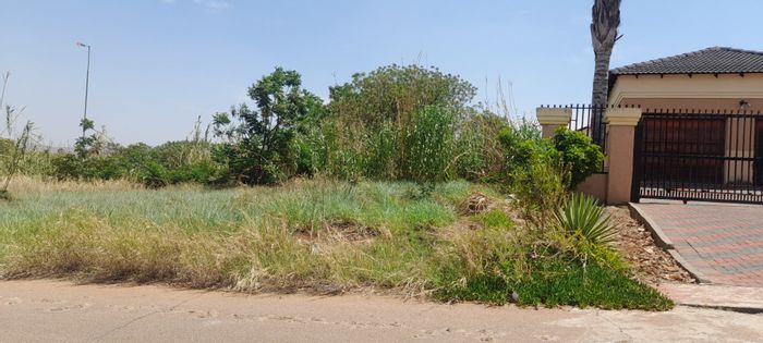 Vacant Land Residential For Sale in Suiderberg – Prime location near schools and amenities.