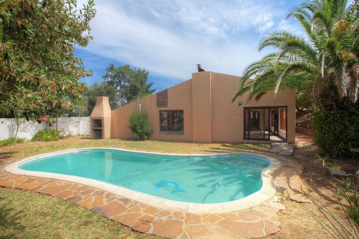 Welgemoed House To Rent: 4 beds, pool, garden, cottage, pet-friendly, secure location.