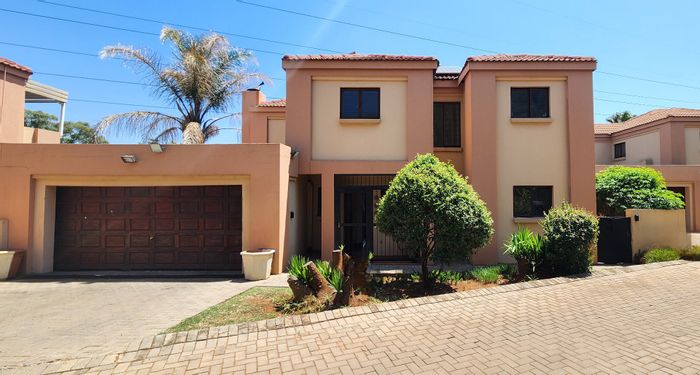 Eldoraigne House For Sale: Secure complex, garden, balconies, double garage, entertainment room.