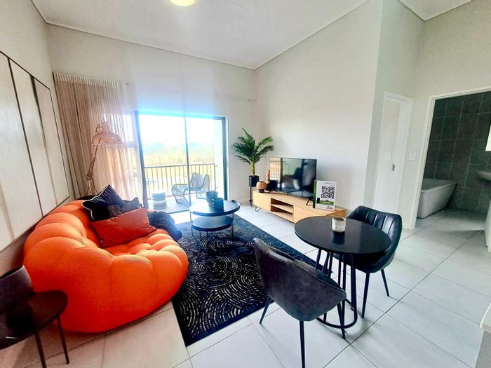 Secure Apartment To Rent in Mooikloof Ridge with great amenities and features.