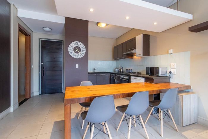 1-Bedroom Apartment For Sale in Bedford Gardens with garden access and 24/7 security.