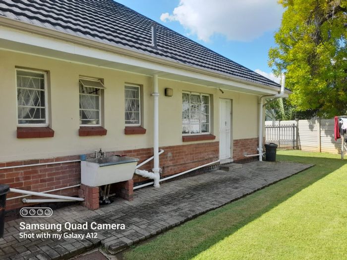 For Sale: House in Park West, ideal student accommodation near shopping malls.