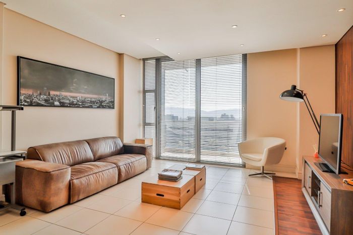 For Sale: Apartment in Bedfordview Central with 24/7 security, mall access, and parking.