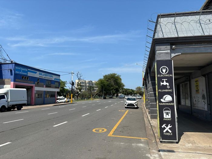 Commercial property for sale in Umbilo with offices, parking, and security features.