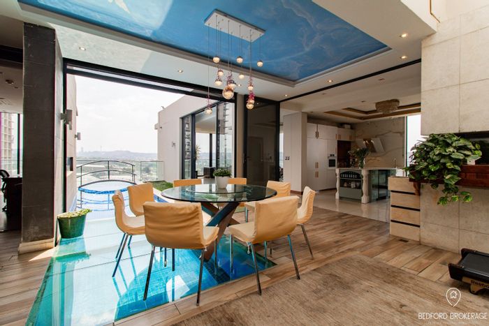 For Sale: Spacious 4-bedroom apartment in Bedford Gardens with pool and secure parking.