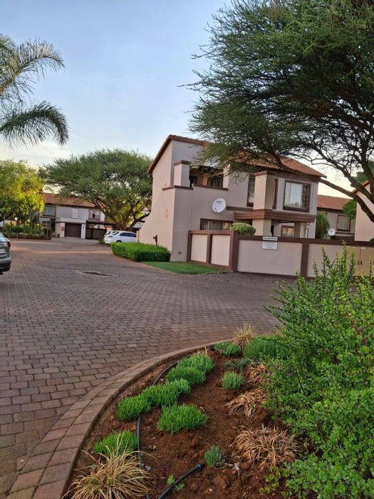 For Sale: Annlin Townhouse with garage, braai area, and close to amenities.