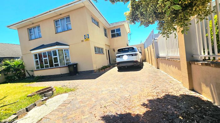 House For Sale in Belthorne Estate: 4 bedrooms, pool, balcony, spacious layout.