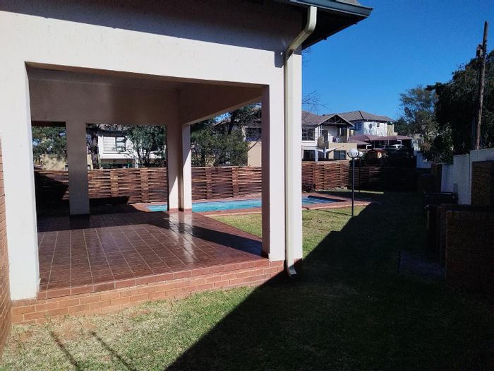 Townhouse To Rent in Oakdene: 3 beds, patio, pools, pet-friendly, secure access.