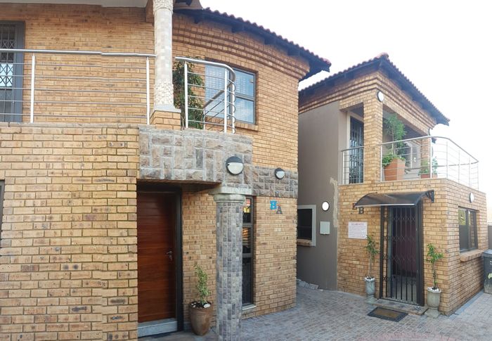 For Sale: House in Klipspruit, ideal for student accommodation with multiple amenities.