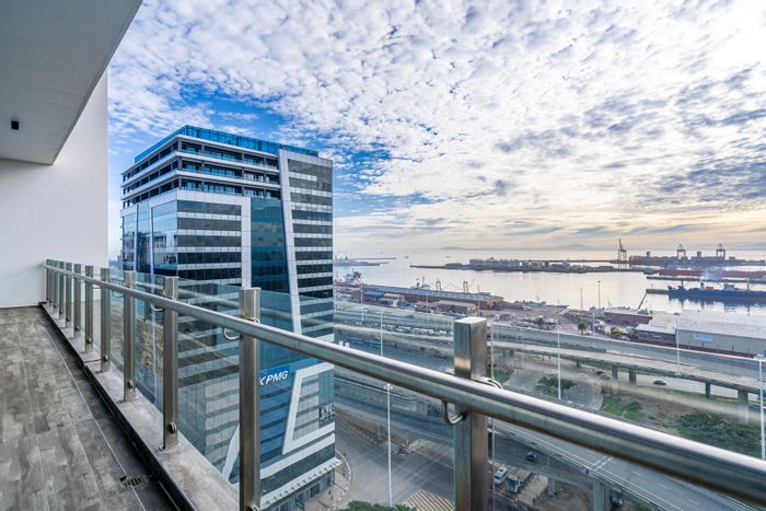 For Sale: Apartment in Foreshore with pool, gym, and city views.