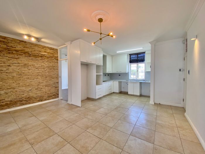 Property #2339724, Apartment For Sale in Zonnebloem