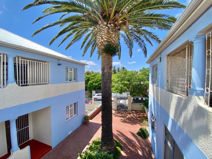 Property #2339725, Apartment For Sale in Woodstock