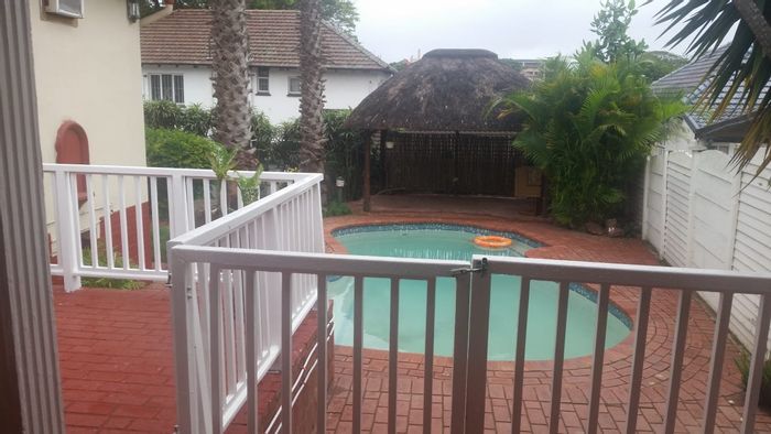 Umbilo House To Rent: 3 Bedrooms, pool, lapa, garage, close to amenities.