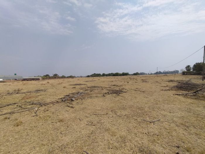 Vacant Land Residential For Sale in Klerksdorp Rural, ideal for small-scale farming.