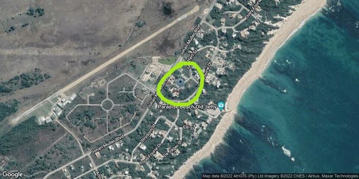 Vacant Land Residential For Sale in Paradise Beach, 350m from the beach.