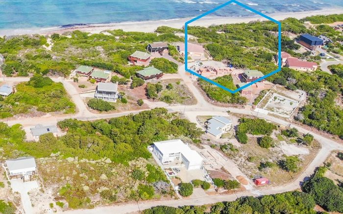 Vacant Land Residential For Sale in Paradise Beach: Beach access, nature reserves, and views.