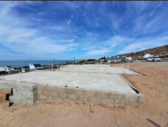 For Sale: House at St Helena Views with sea views and foundation ready to build.