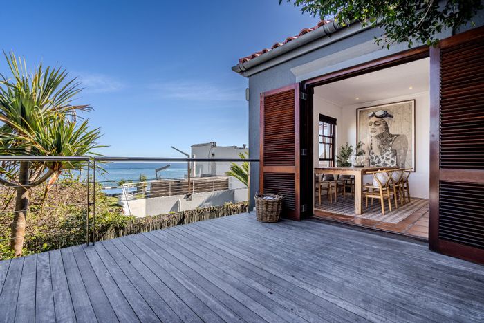 Clifton House For Sale: Pool, ocean views, guest flatlet, and entertainment terrace.