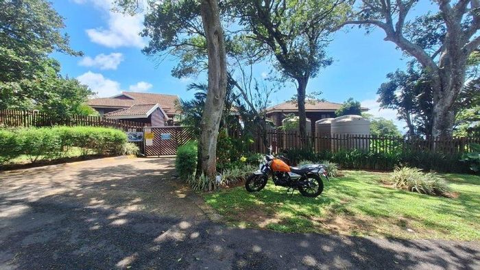 Southport Townhouse For Sale: Sea views, pool, clubhouse, and double garage amenities.