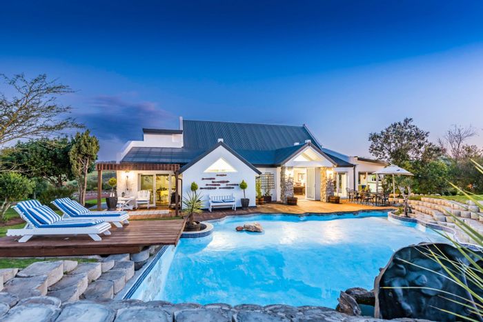 For Sale: House in Stilbaai Oos with river access, pool, and flatlet.