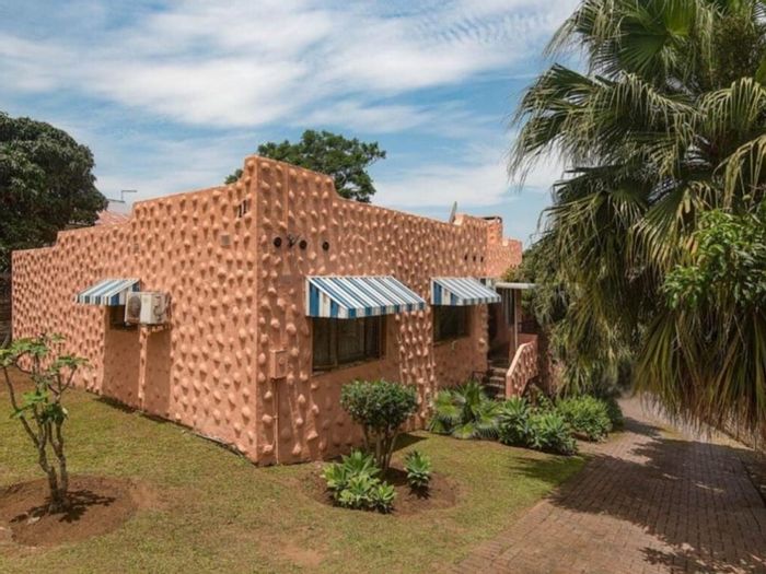 For Sale: House in Stanger Manor with 3 bedrooms, garden, garage, and balcony.