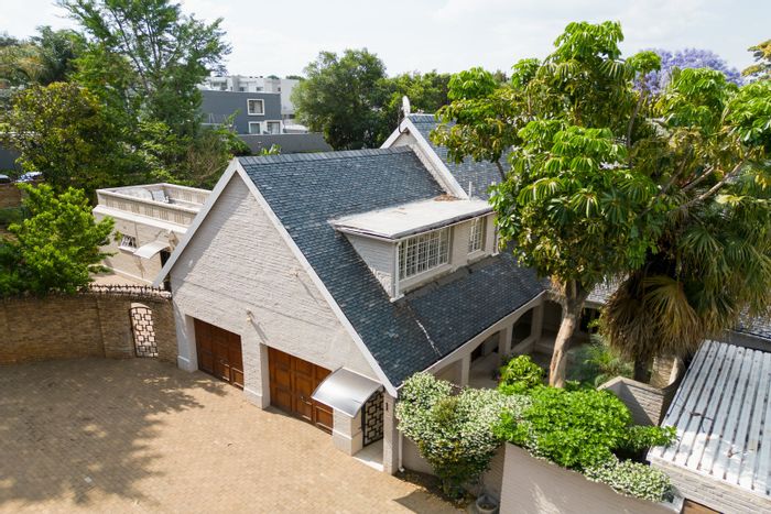 For Sale: Strathavon House with multiple income units, security, and spacious gardens.