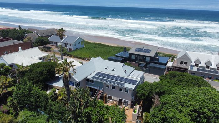 Wilderness Central House For Sale: 10 bedrooms, ocean views, solar power, guesthouse potential.