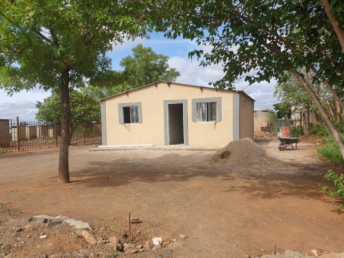 2-bedroom house for sale in Chris Hani with big yard and renovations ongoing.