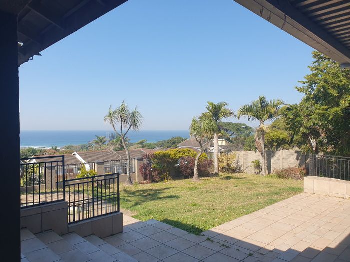 Hibberdene Central House For Sale: 4 bedrooms, sea views, pool, and security features.