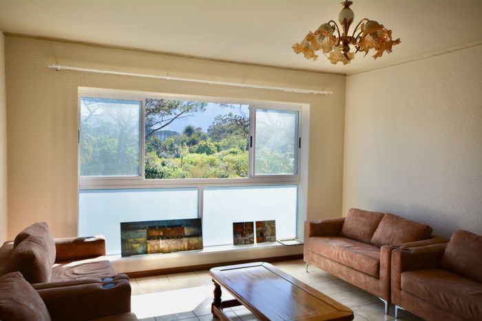 Property #2348476, Apartment Rental Monthly in Wynberg Upper