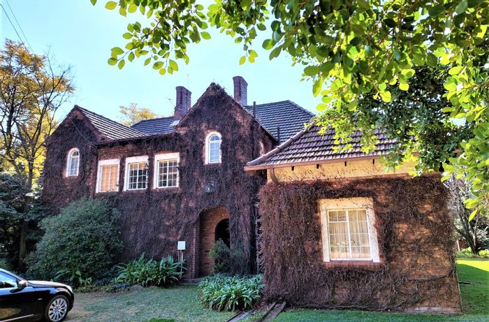 For Sale: Character-filled 1930s House in Sandhurst with expansive garden and offices.