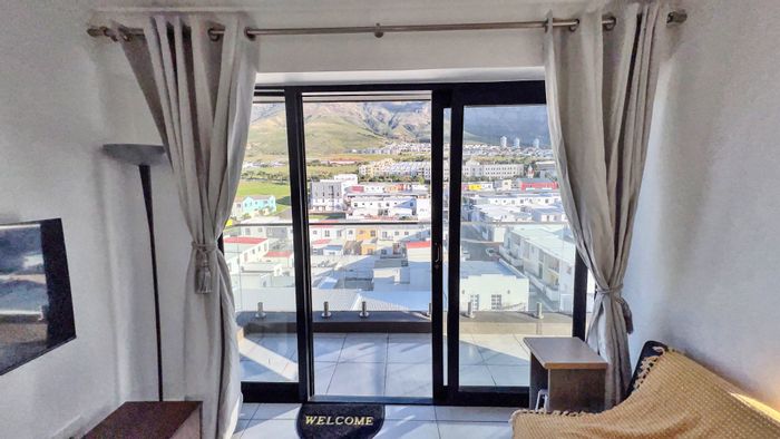 For Sale: Apartment in Zonnebloem with pool, gym, and secure parking.