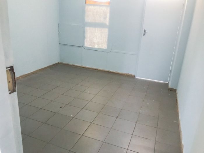 Sunnyside Apartment For Sale: 1 Bed, 1 Bath, parking, rental income potential.