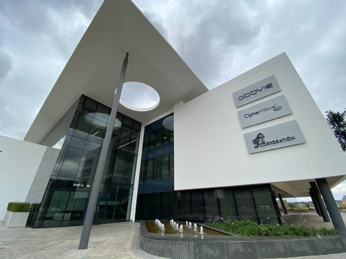 Commercial office space to rent in Waterfall with ample parking and access control.