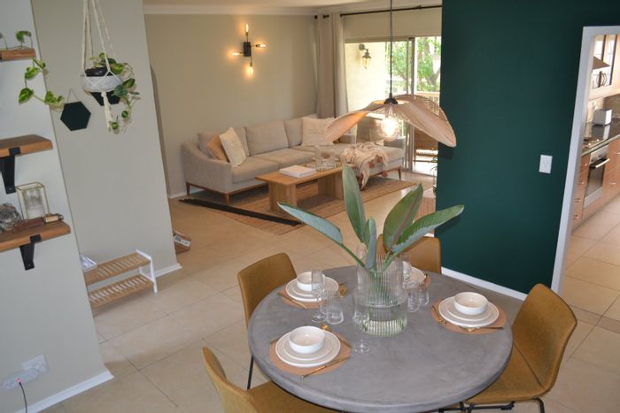 To Rent: Bryanston East Townhouse with amenities, balcony, and communal pool.