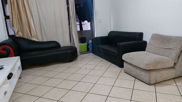 Eveleigh House For Sale: 2 Bedrooms, pool, carport, and functional living spaces.