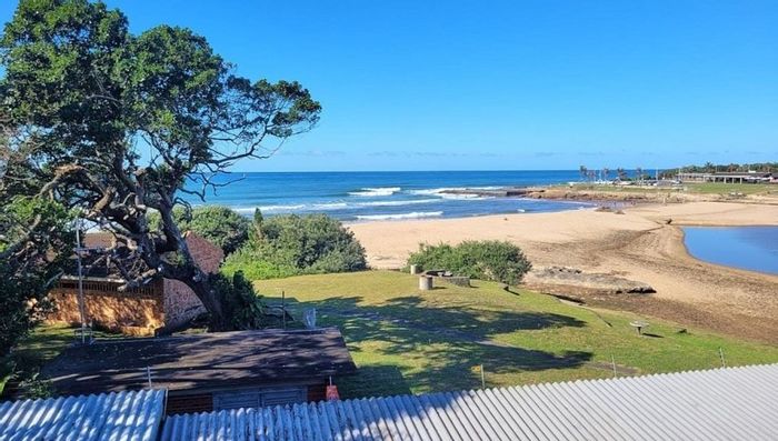 Beachfront Apartment in Shelly Beach For Sale: 2 Bedrooms, Pet-Friendly, Close to Amenities.